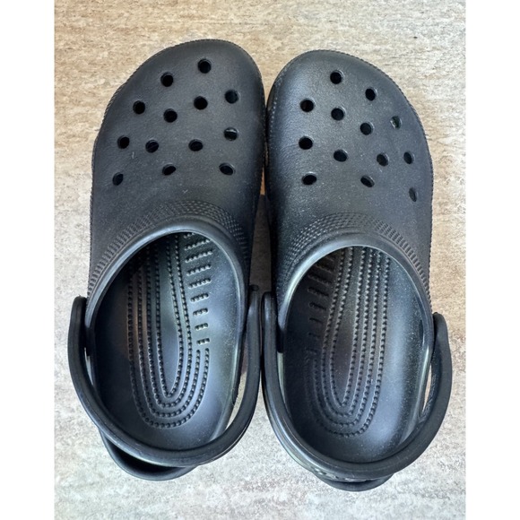 Women's Black Crocs Pristine Sz 7 - Picture 2 of 4